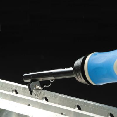 NOGA pladeafgrater NG3200 med V-kniv og teleskopskaft